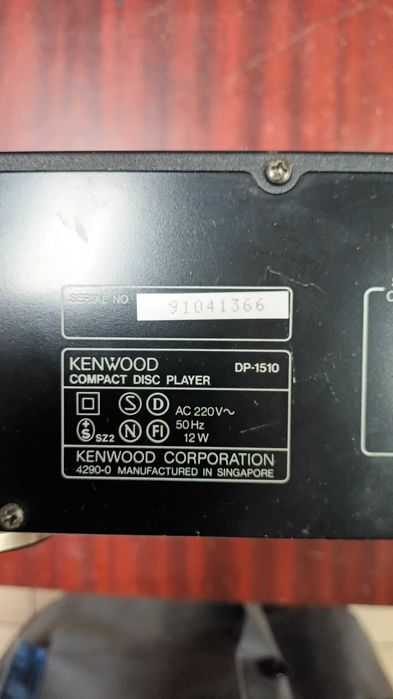 Amplificator plus CD player Kenwood