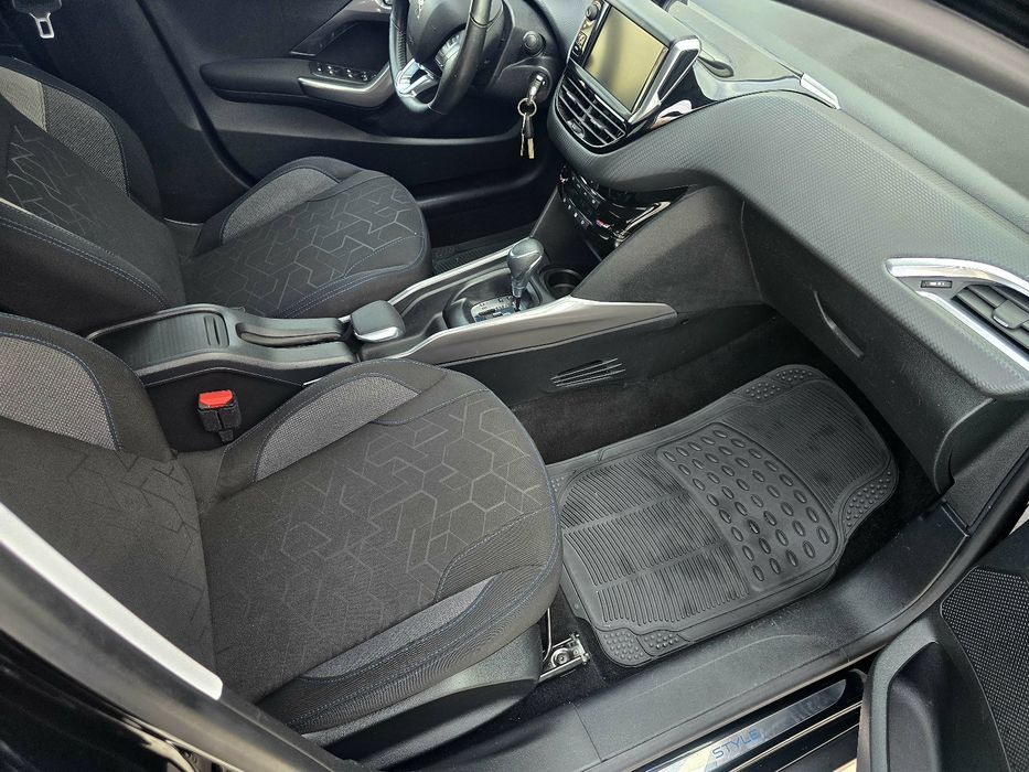 Peugeot 1.2i Cutie Automata Rate cu buletinul 2019