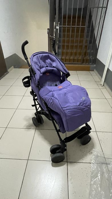 Продам коляску трость