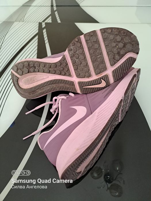 Маратонки Найк 38.5 номер