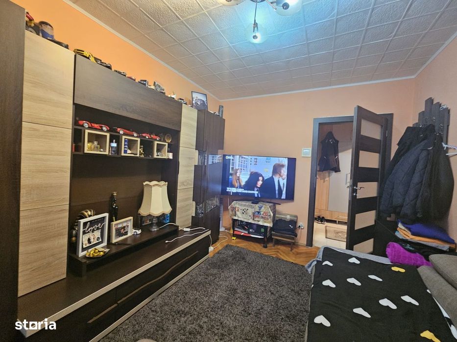 Apartament 2 camere-decomandat-zona Iuliu Maniu