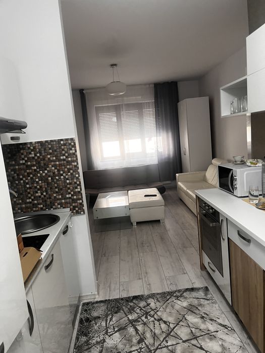 Apartament la casa