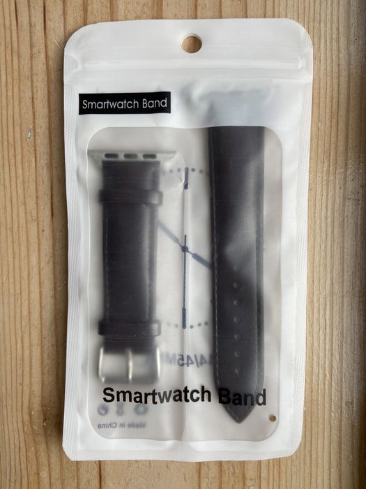 Кожена каишка за Apple Watch