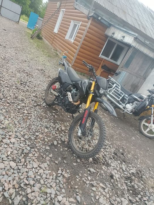 Продам эндуро 300