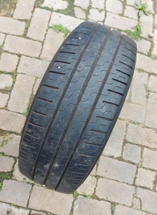 O bucată 225/55 R17C vară - una  Pirelli Carrier