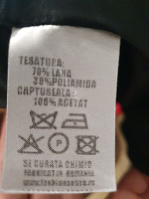 Palton dama* calitate* 70% lână