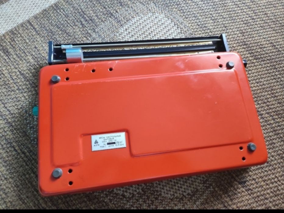 Настольные весы раритет !