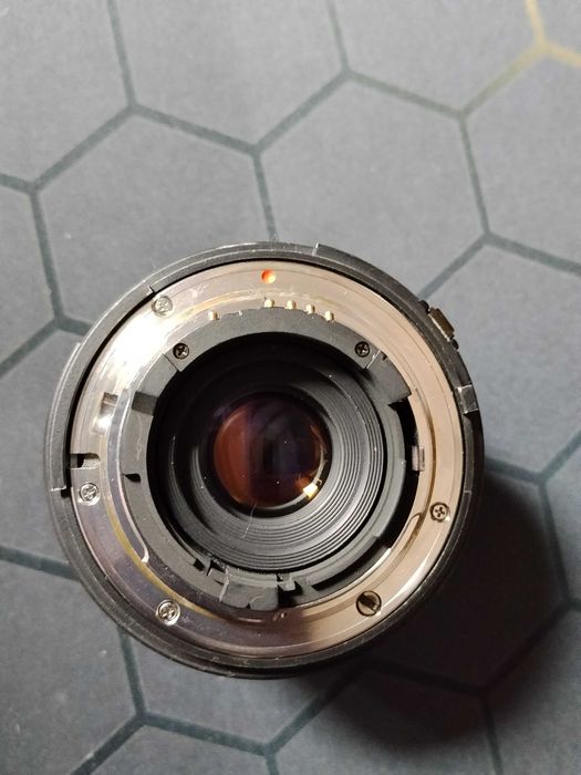 Объектив для Nikon 24 mm Sigma