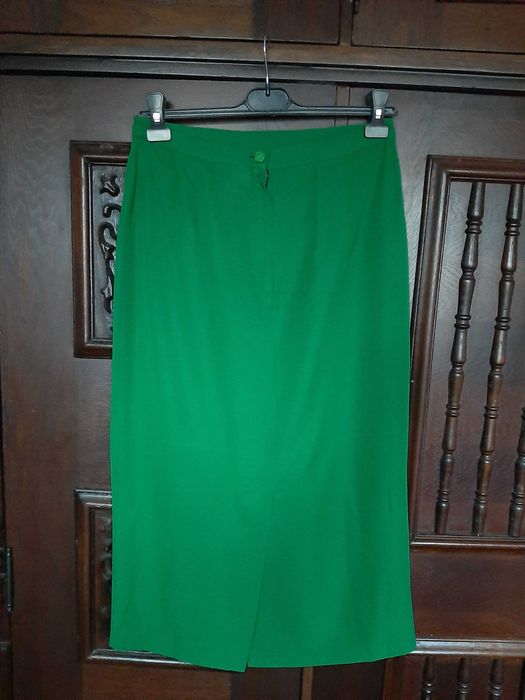 Costum femei ( Bleizer + fusta lunga ) culoare verde