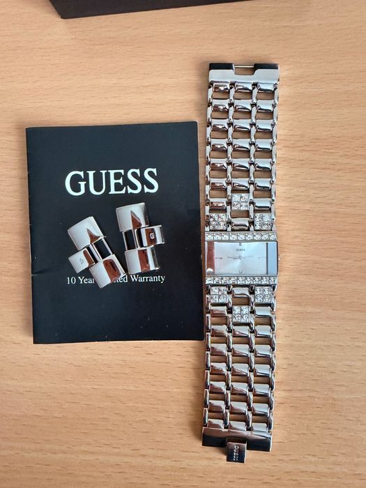 Часовник на Guess