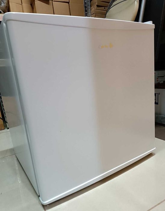 Мини Бар Хладилник Ариели Arielli Запазен