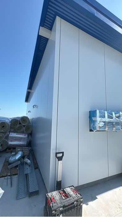 Executam fatade ventilate