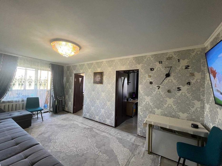 4х ком. по пр. СТРОИТЕЛЕЙ 17 + два балкона""