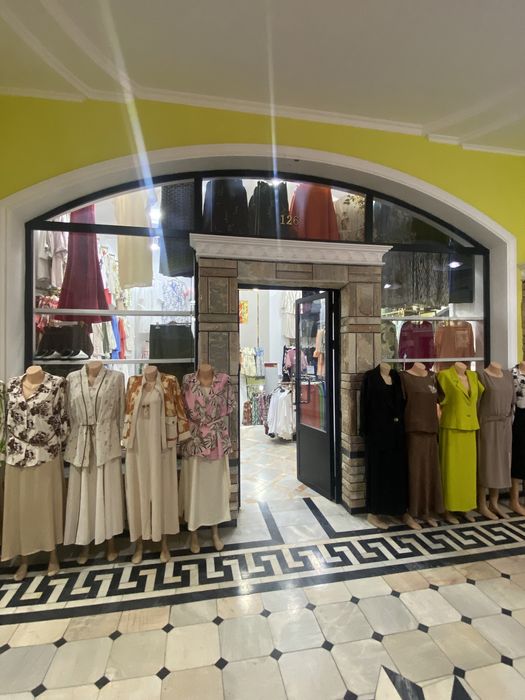 Продается Бутик в ТЦ Керуен Сарай с товаром