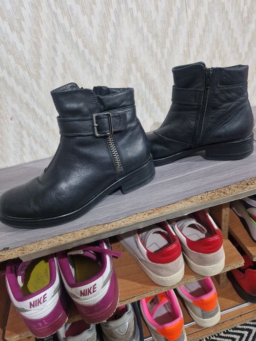 Продам кожаные полу сапоги