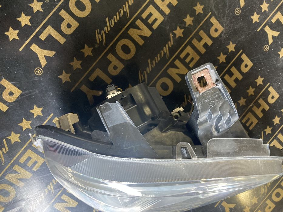 Mercedes w163 ML Десен Фар