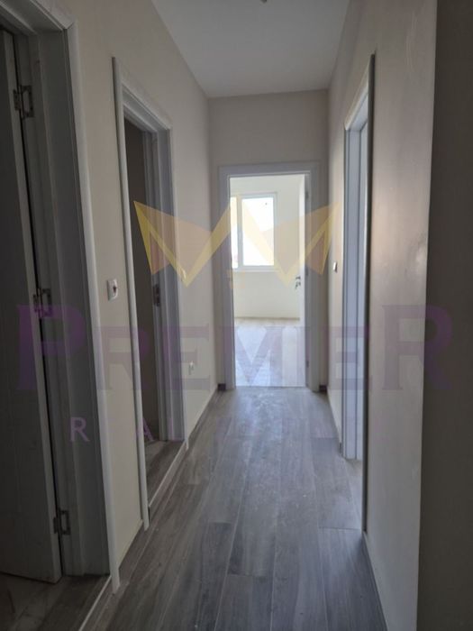 Продава се Тристаен апартамент в Бургас, Меден рудник - зона Д - 92 кв.м за 1606 €/кв.м - Снимка #7