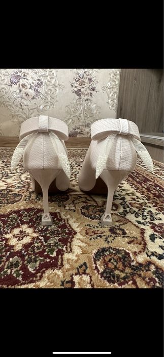 Срочно продам нежные каблуки