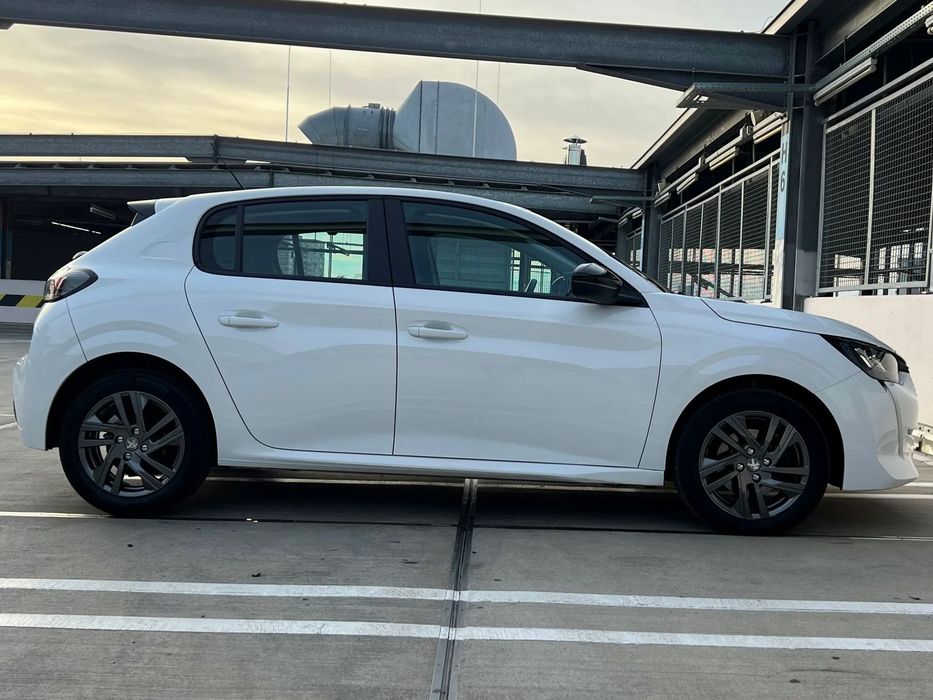 Peugeot 208 Garantie 2027; Primul prop.; Carte serv.; TVA ded.; Stare excelenta!