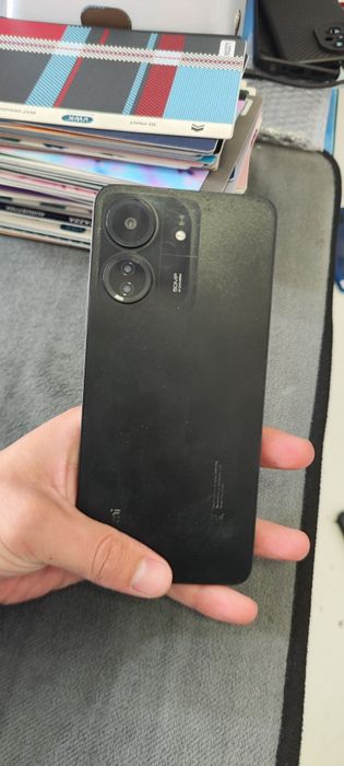 Redmi 13C.  8 256gb