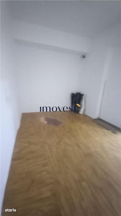 De inchiriat spatiu comercial