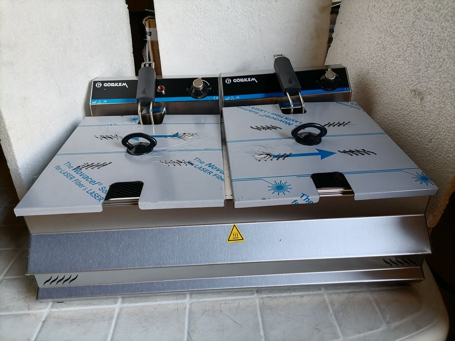 Фритюрник  Професионален Електрически Фритюрник 8+8л.