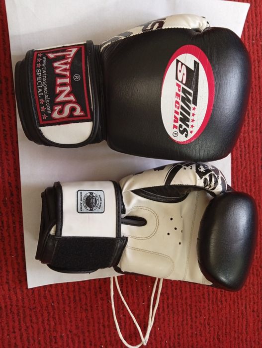 Кожаные перчатки Twins