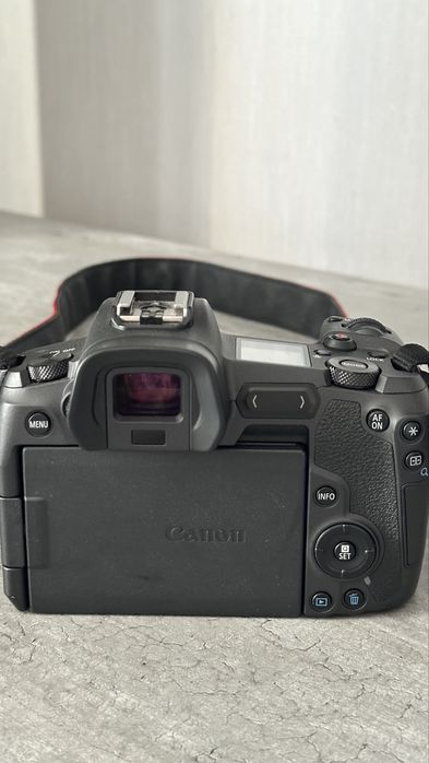 Камера canon r body
