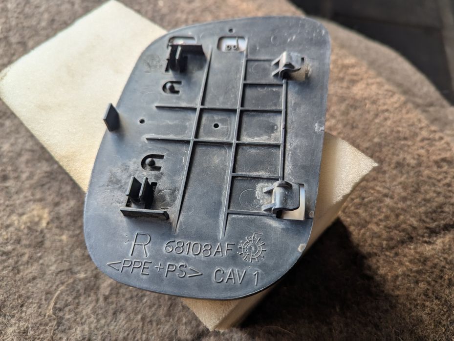 Зеркальный элемент Камри 30