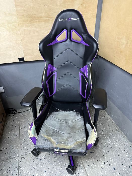 Игровое кресло Dx racer