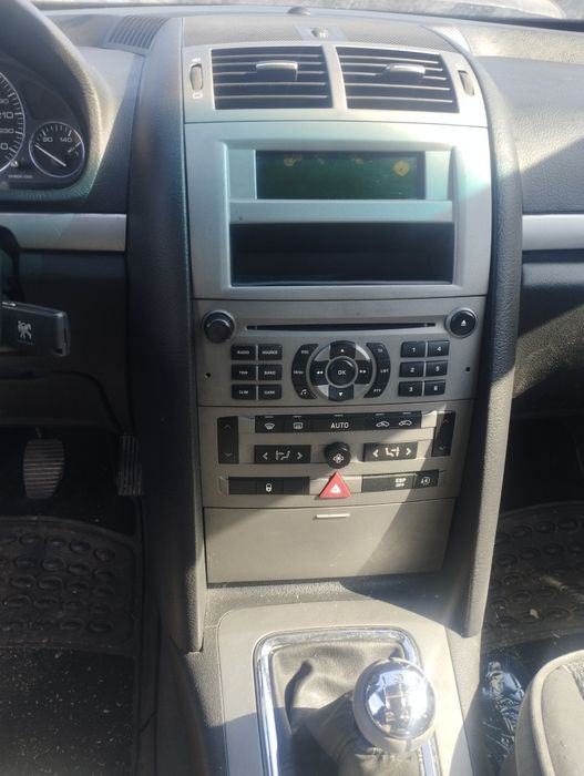 Пежо 407 седан продава се само на части