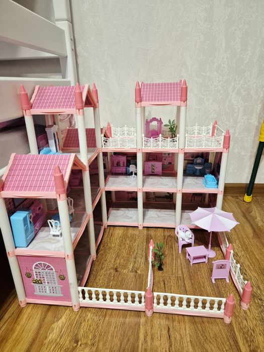 Продам игровой домик-трансформер