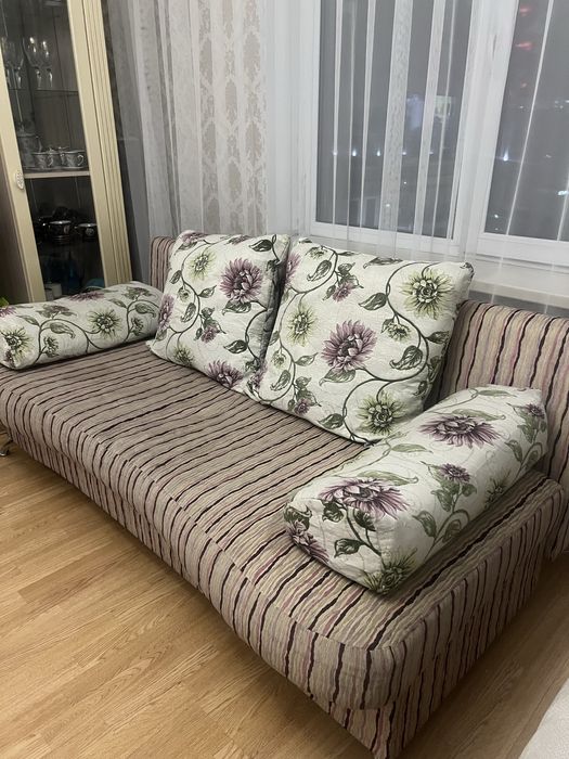 продам тахту в хорошем состоянии