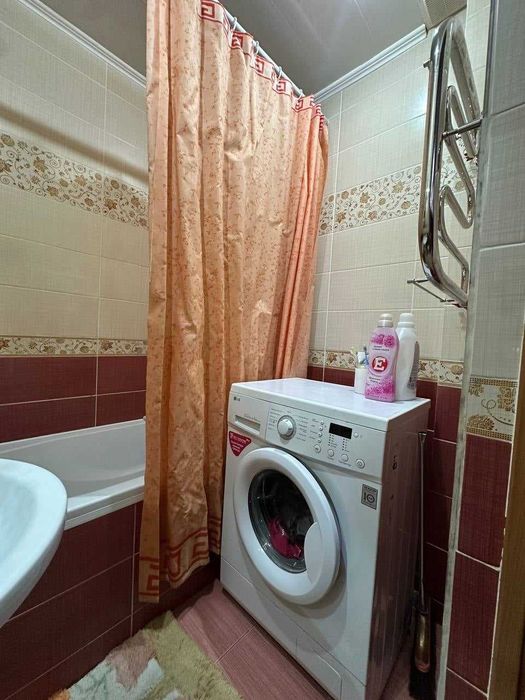 4 комнатная квартира, Кривой