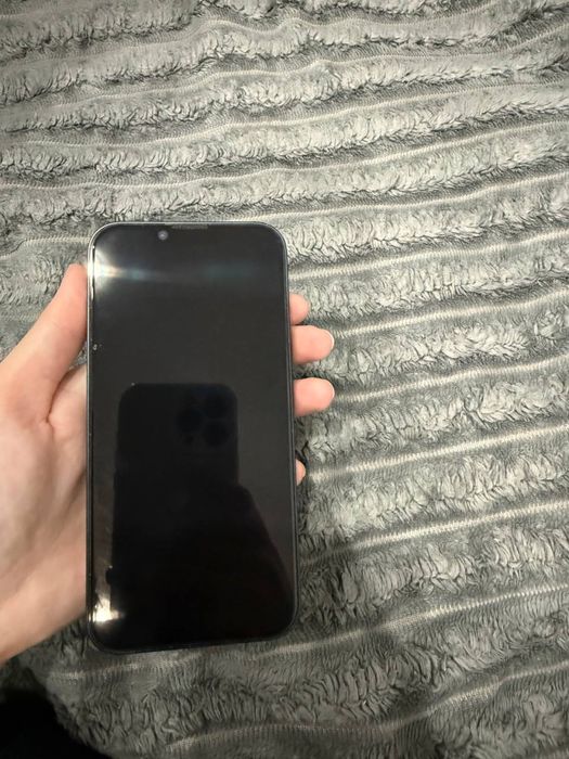 iphone 13 в хорошем состояние