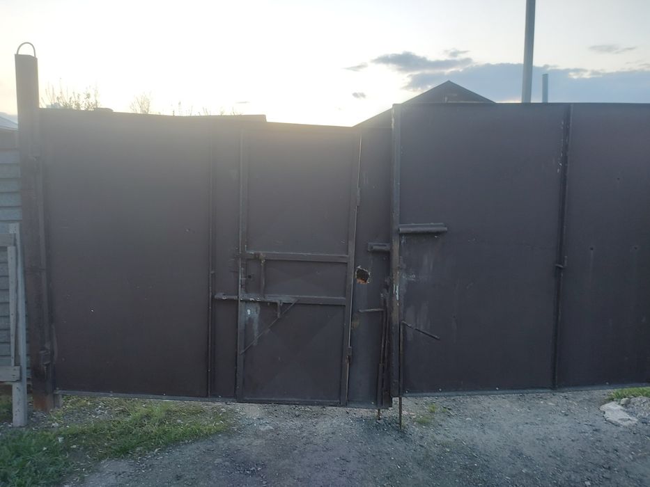 Ворота с калиткой б/у (тяжелые)