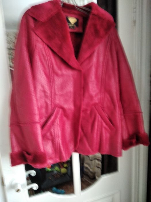 Продам куртку осень-весна б/у