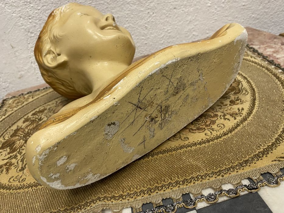 Френски порцеланов бюст