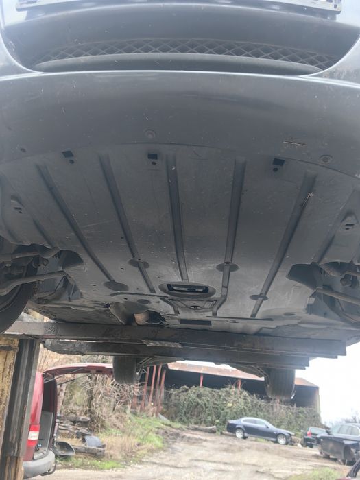 Бмв Е90 2.0 бензин на части