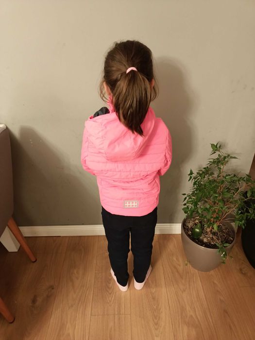 Vând geaca iarna Lego Wear fetițe 4-5 ani mărime 104