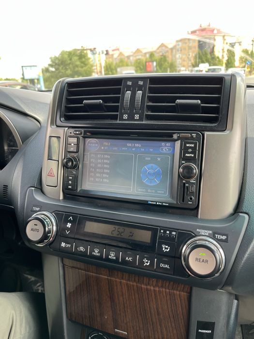 Автомобильная магнитола 2din