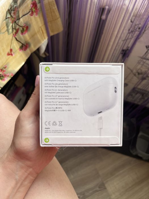 Продам наушники air pods pro