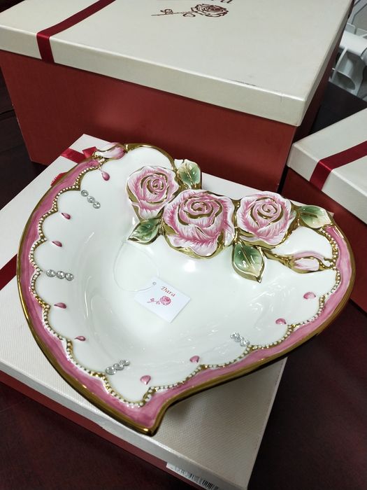 адеми ыдыс Посуда фирмы Дара DARA