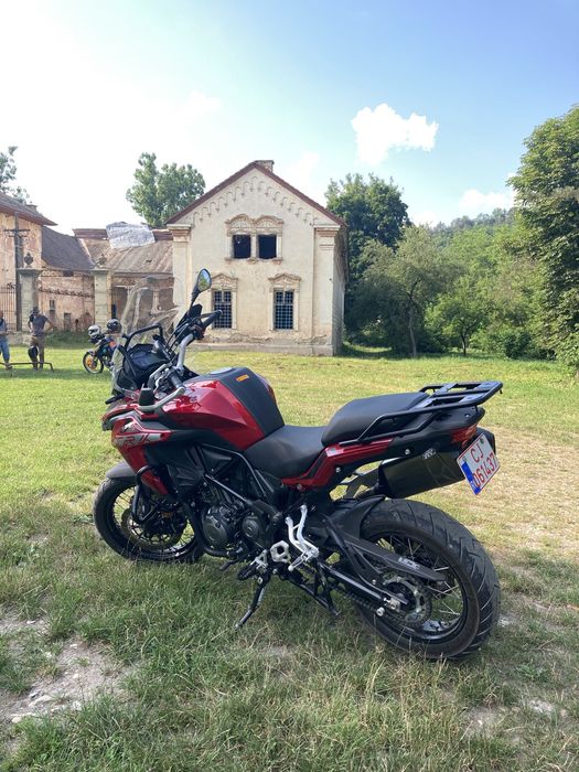 Benelli TRK502X 2020 cu multe dotari extra