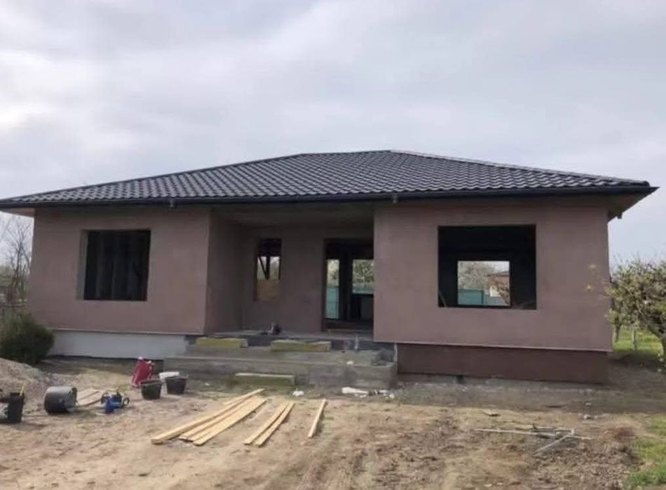 Vand casa pe structura metalica, container modular  cabana A-Frame