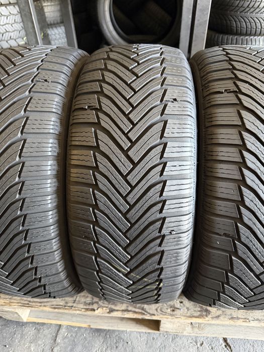 4 anvelope iarna 225/45/17 Michelin 6-6.5mm!