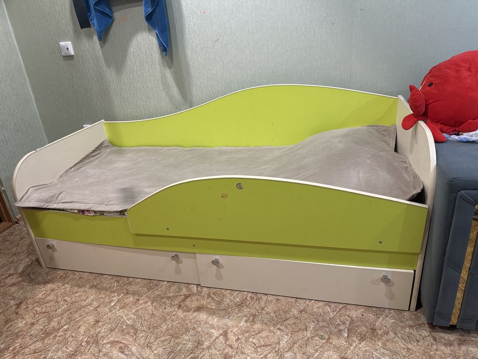 Продам детский гарнитур