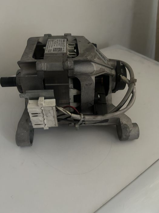 Двигатель Welling для стиралтной машинки