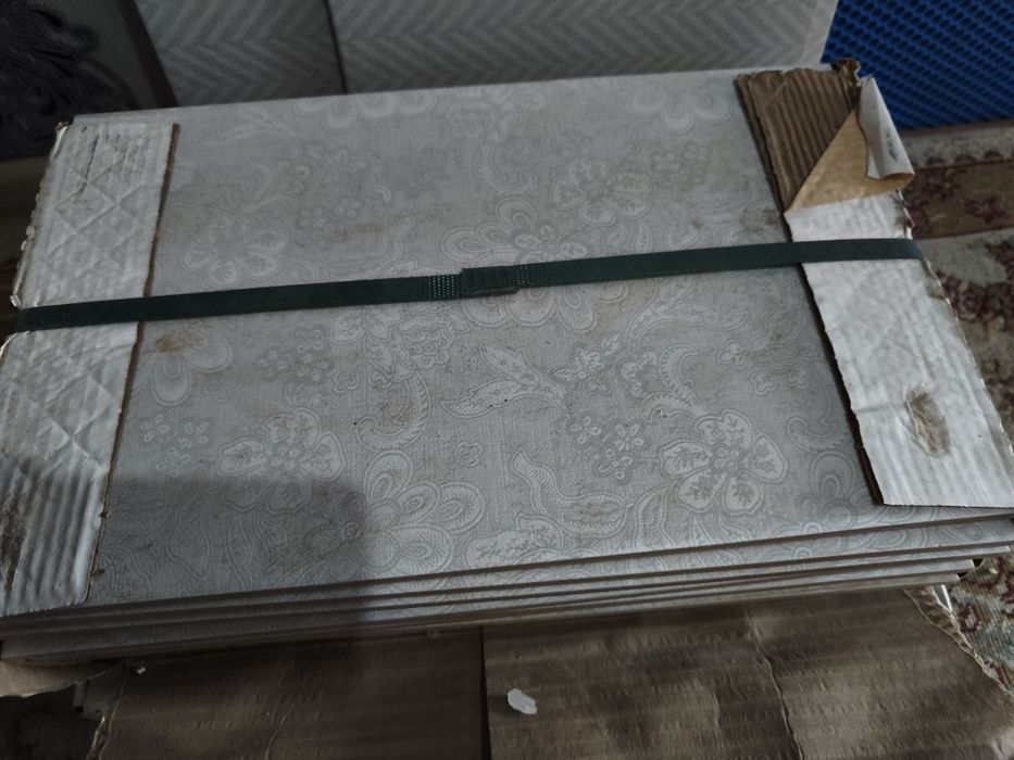 Продается кафель новый