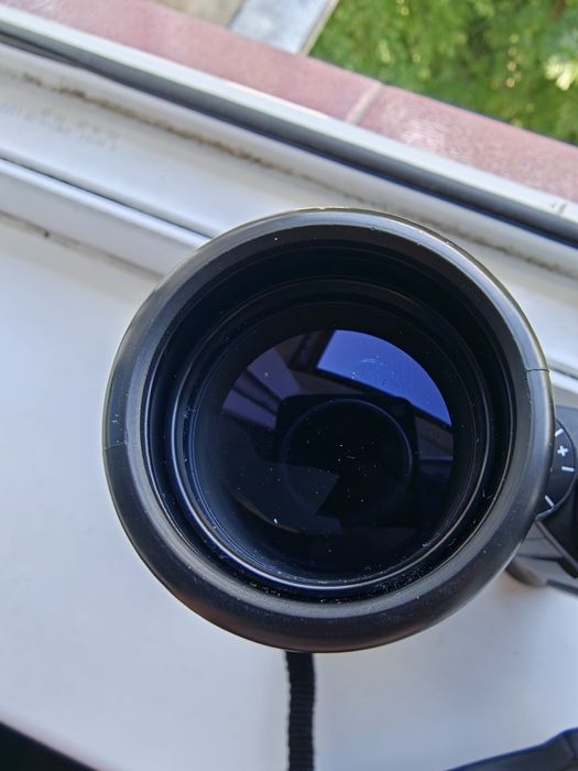 Binoclu Zeiss 10x40B